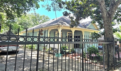 1611 Chapman Street , Houston Texas                                                                                                77009